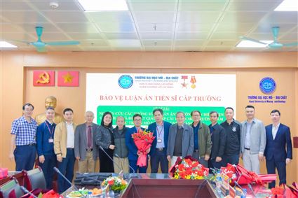Nghiên cứu sinh Nguyễn Văn Quang bảo vệ thành công luận án tiến sĩ cấp Trường