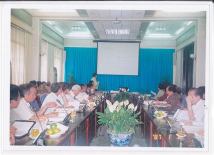 Báo cáo đề tài trọng điểm cấp Bộ Công thương tại Hội đồng nghiệm thu cấp Bộ