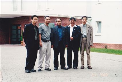 Gặp gỡ với TS Trần Hồng Hà nguyên cục trưởng cục môi trường, Bộ KHCN và hiện là Bộ trưởng bộ Tài nguyên và Môi trường tại Ba Lan để bàn về hợp tác khoa học