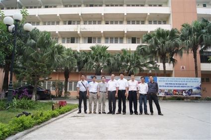 Cán bộ Trường Đại học Mỏ - Công nghệ, Trung Quốc thăm và làm việc  tại Bộ môn KTHL Năm 2012