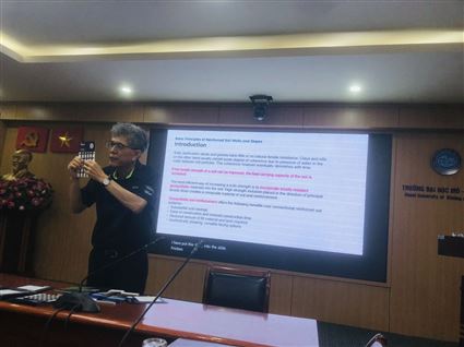 Hội thảo khoa học chuyên đề về công nghệ phát triển công trình ngầm bền vững